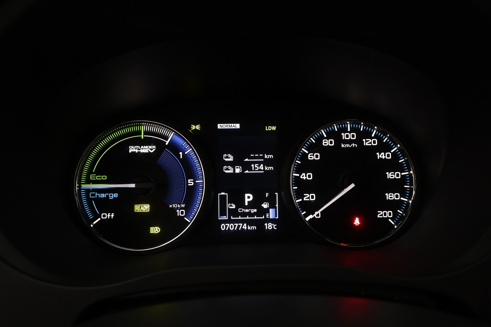 MITSUBISHI Outlander PHEV 2020