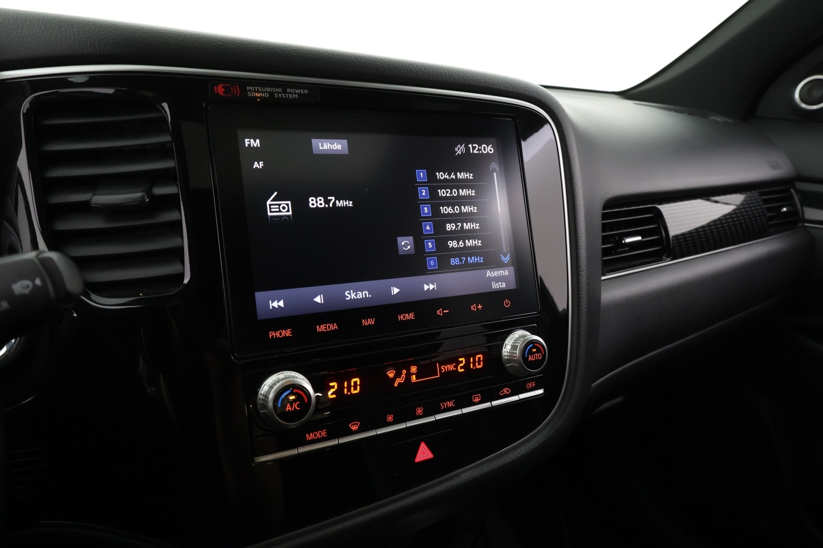 MITSUBISHI Outlander PHEV 2020