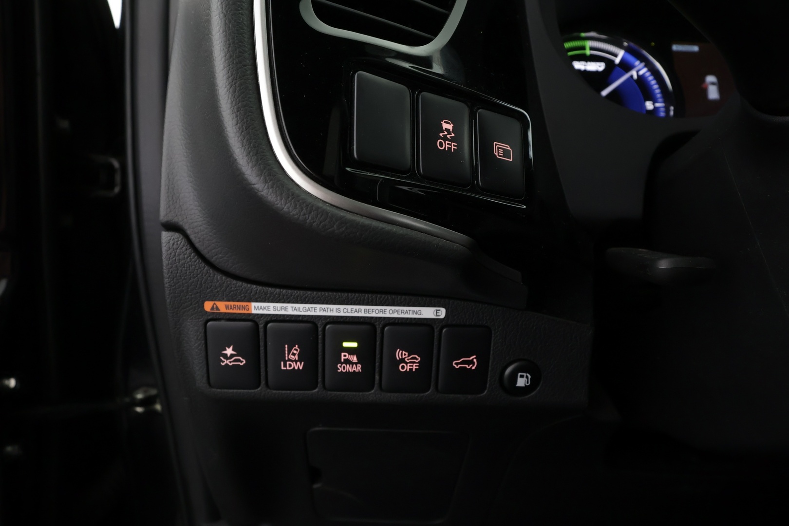 MITSUBISHI Outlander PHEV 2020