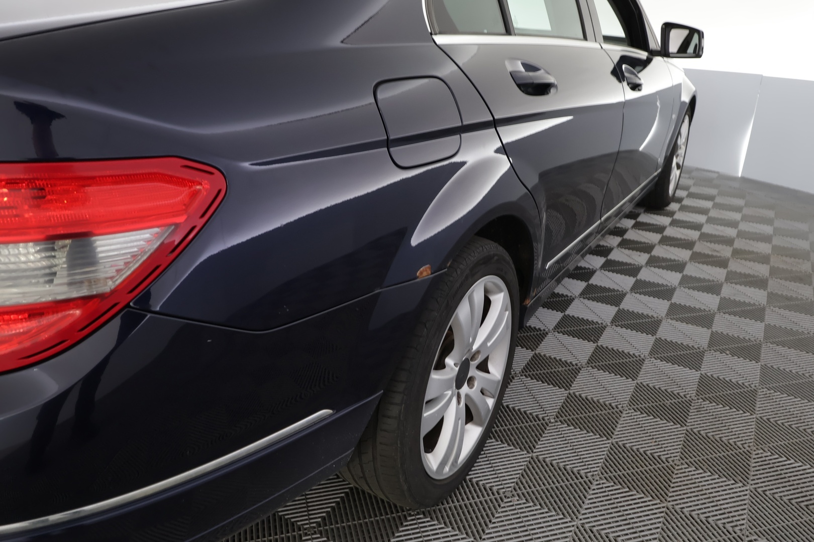 MERCEDES-BENZ C 2009