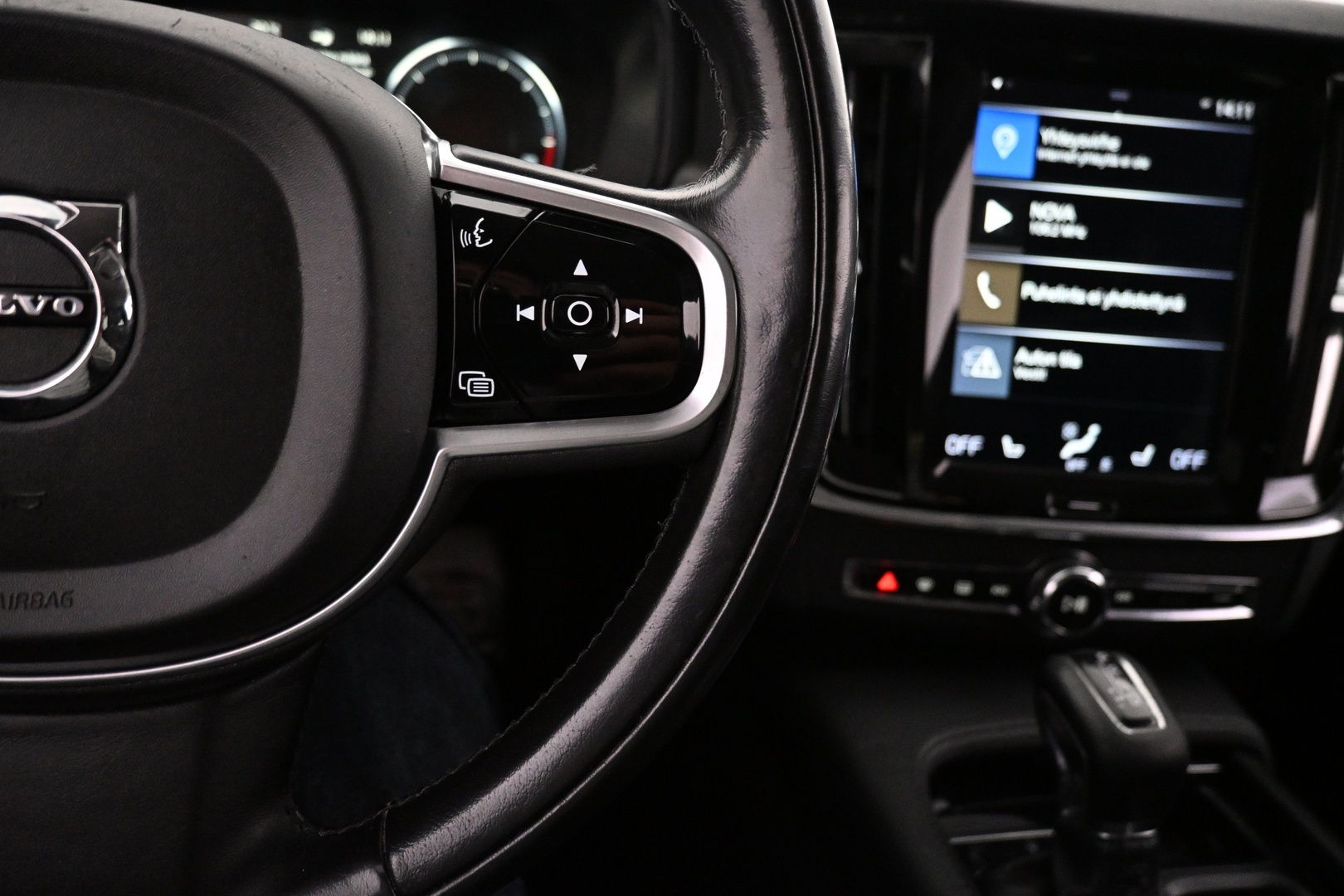 VOLVO V90 Cross Country 2019