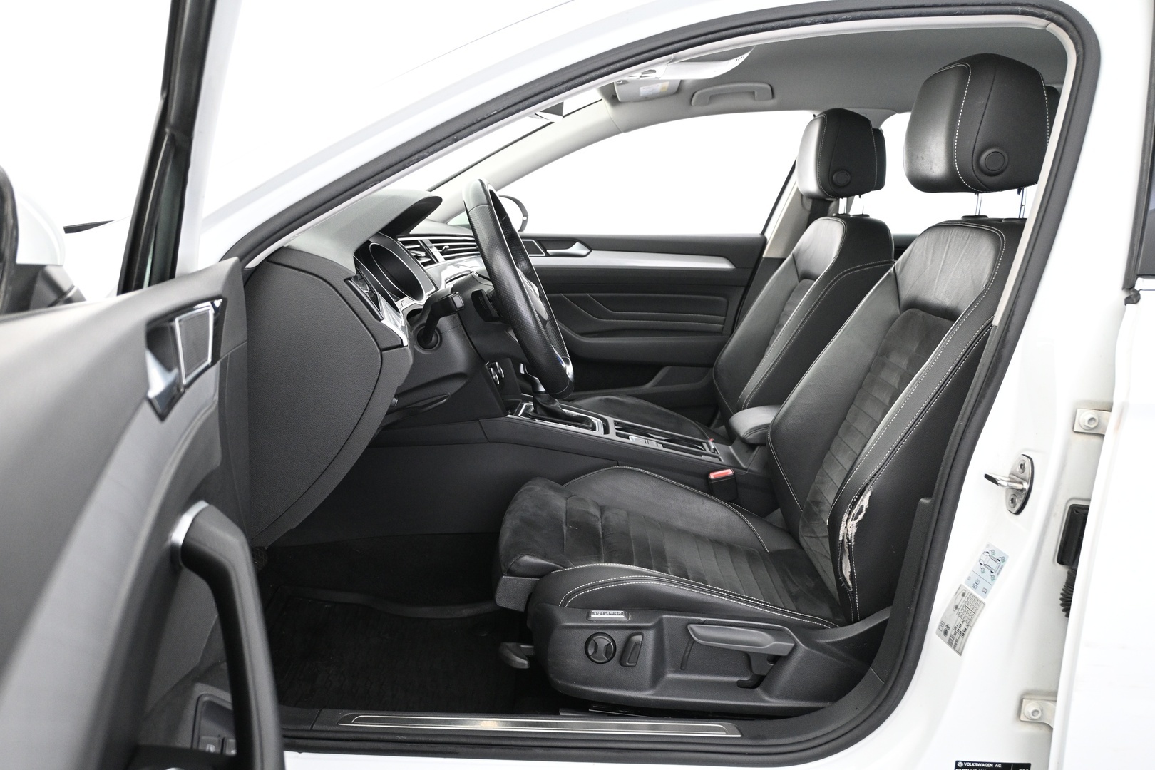 VOLKSWAGEN Passat 2020