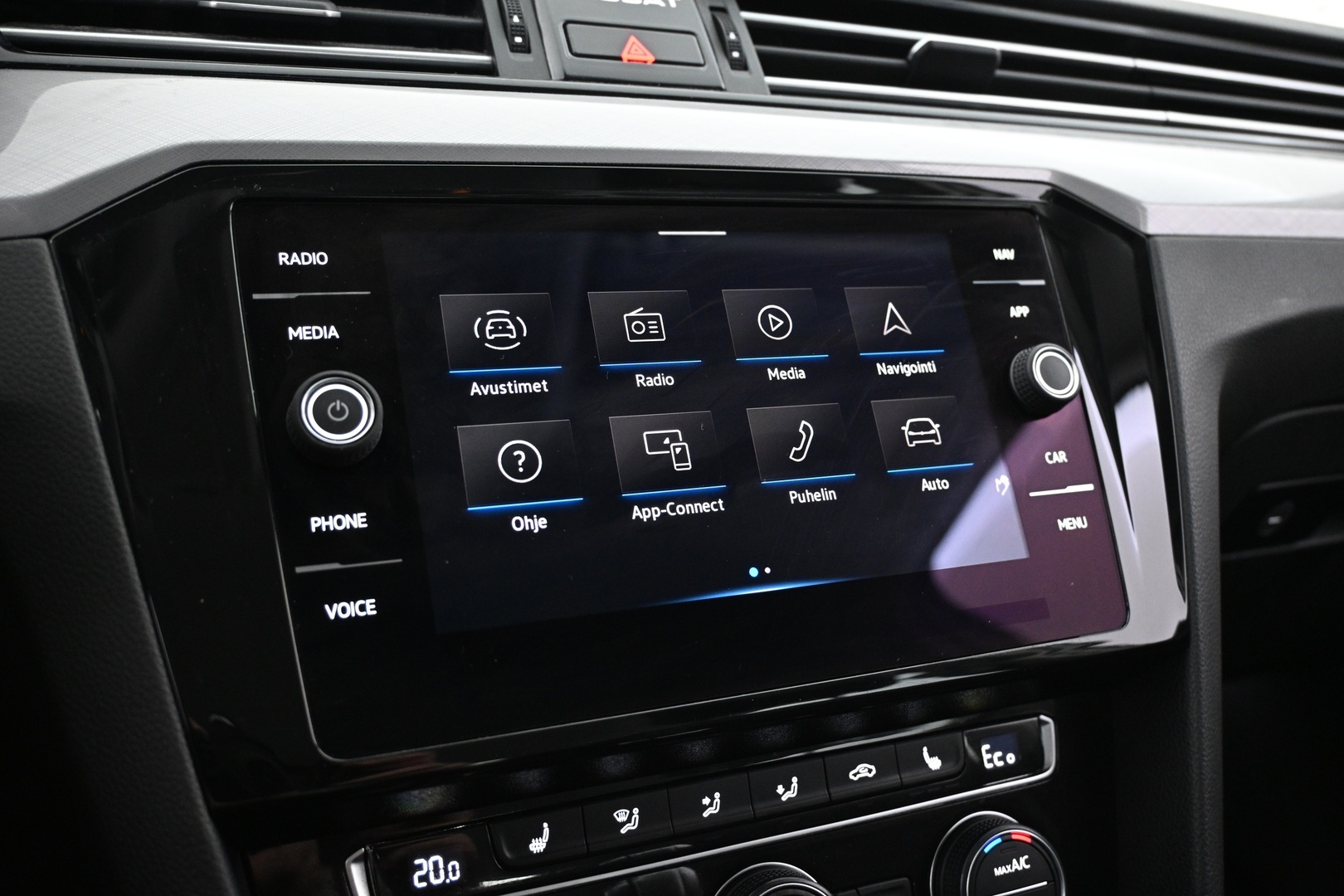 VOLKSWAGEN Passat 2020