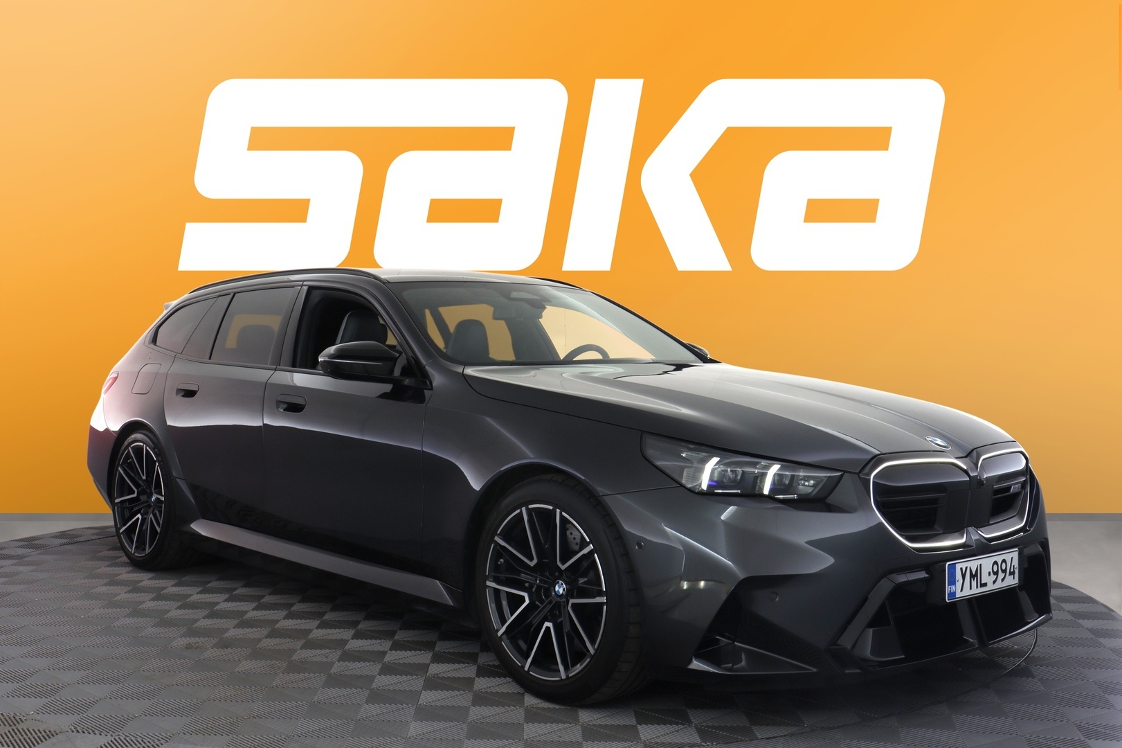 BMW M5 2025