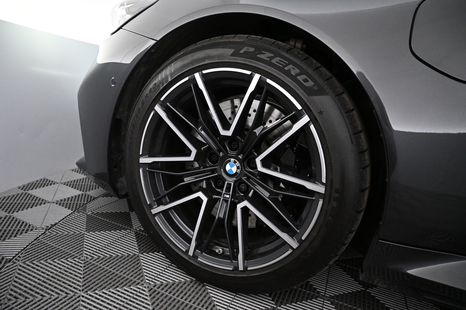 BMW M5 2025