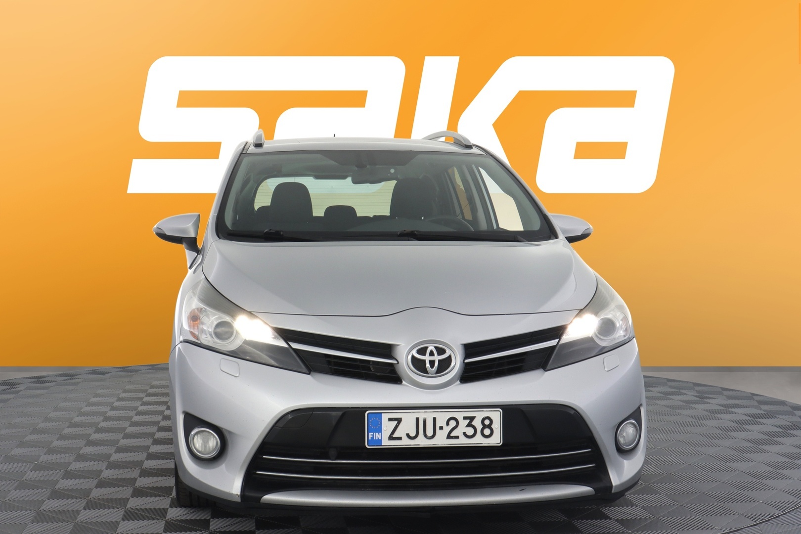 TOYOTA Verso 2013