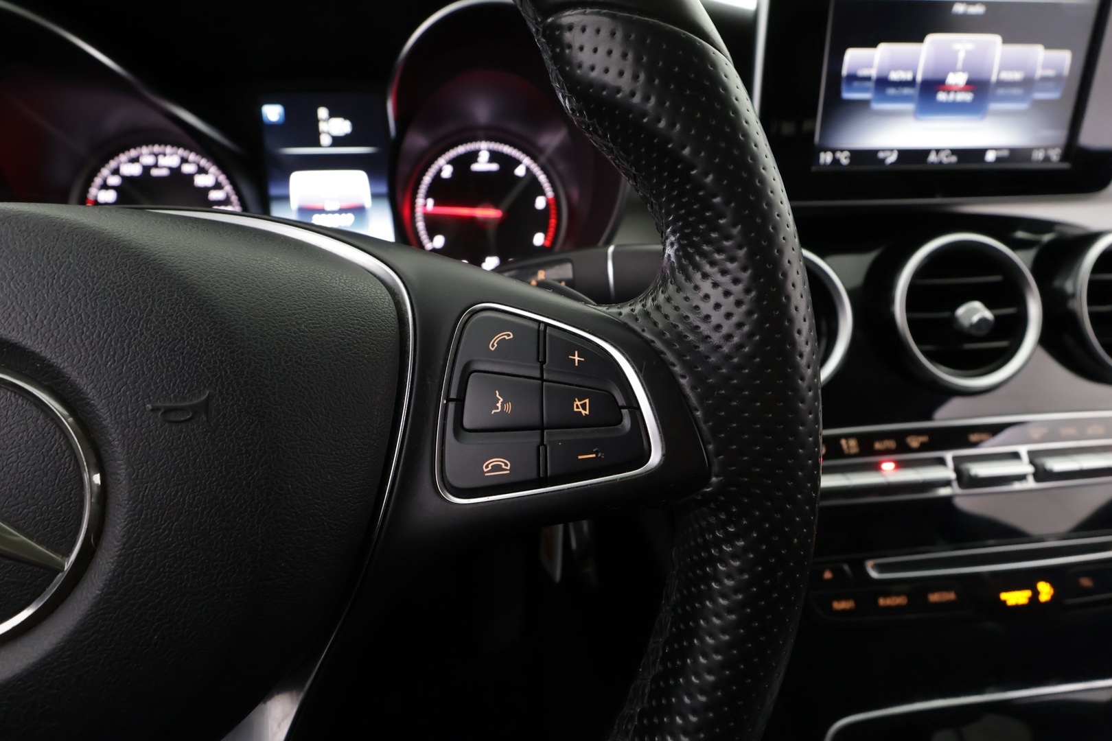 MERCEDES-BENZ C 2014