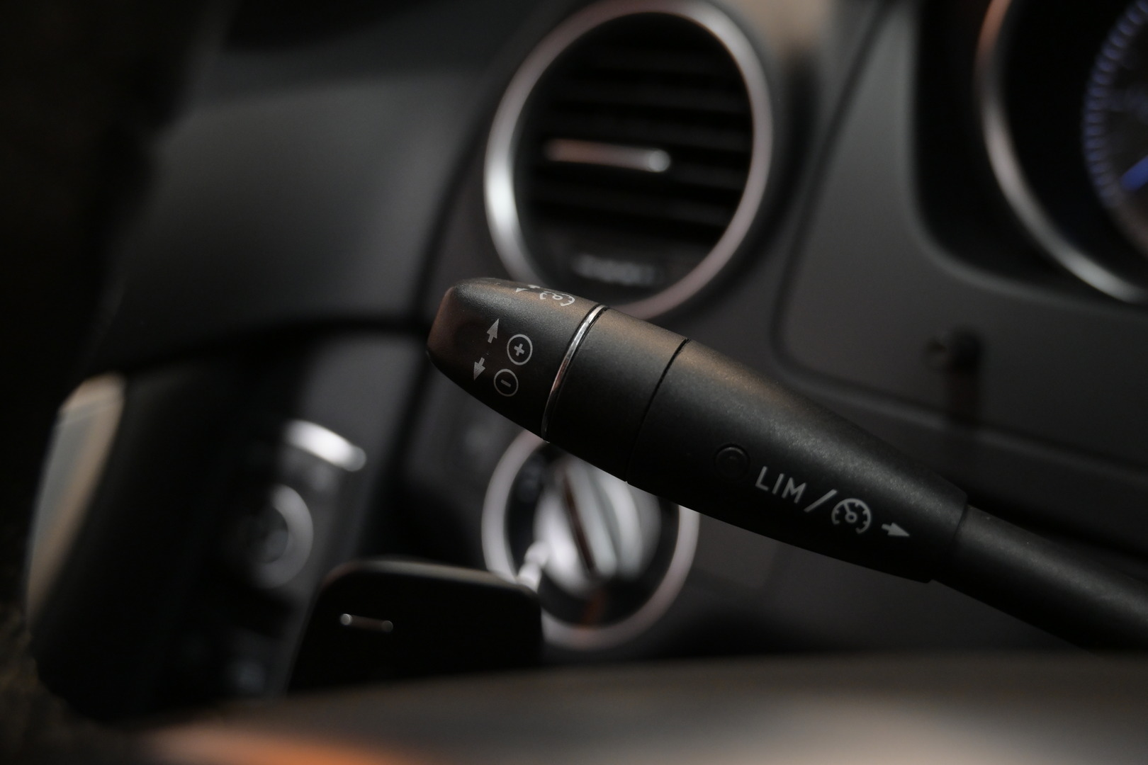 MERCEDES-BENZ C 2011