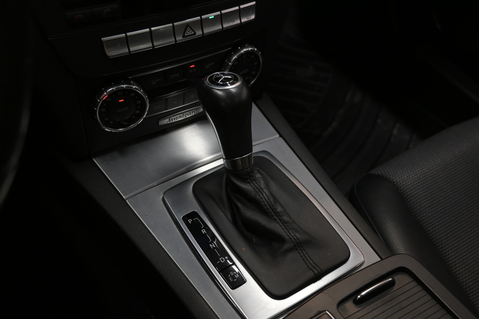 MERCEDES-BENZ C 2011