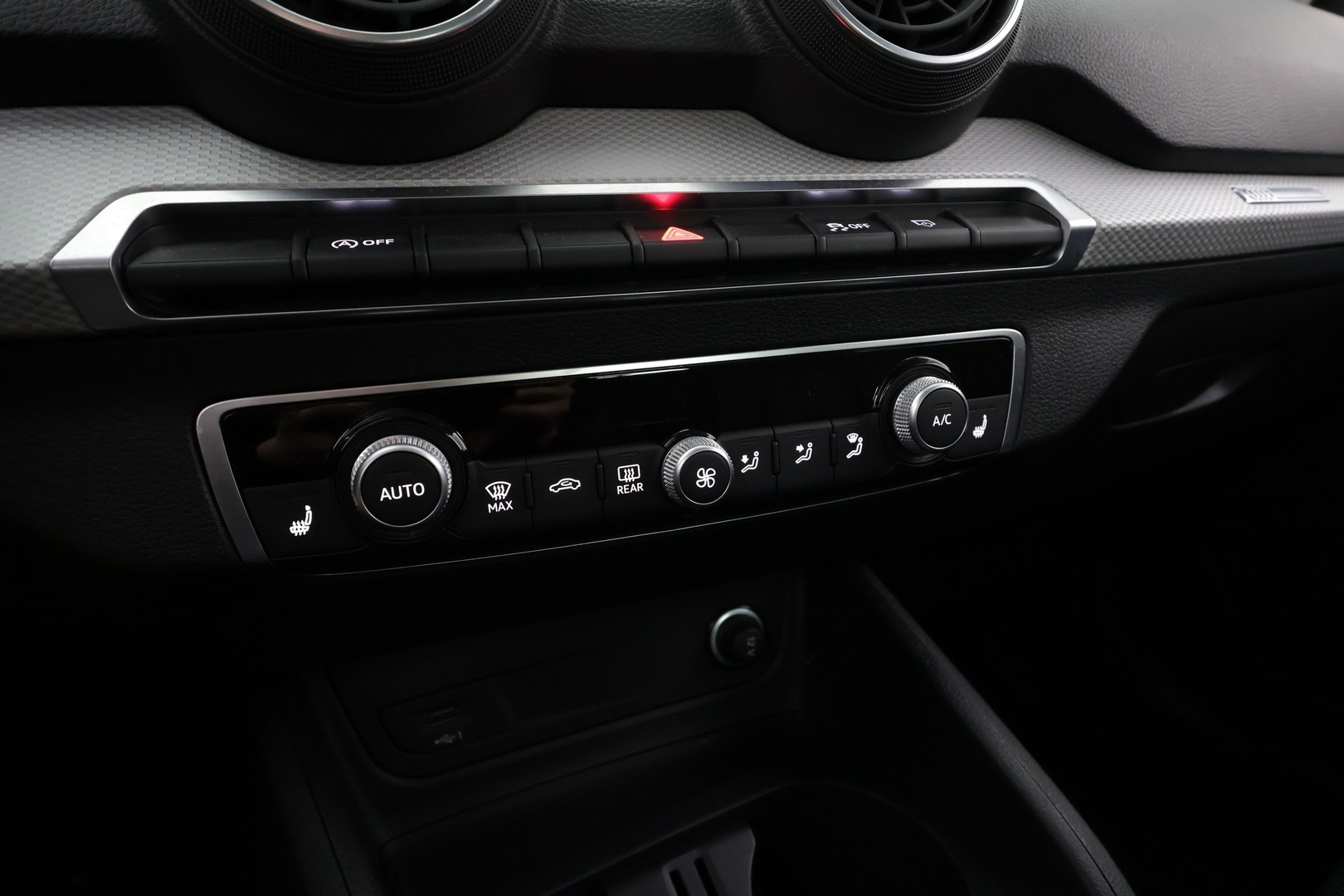 AUDI Q2 2023