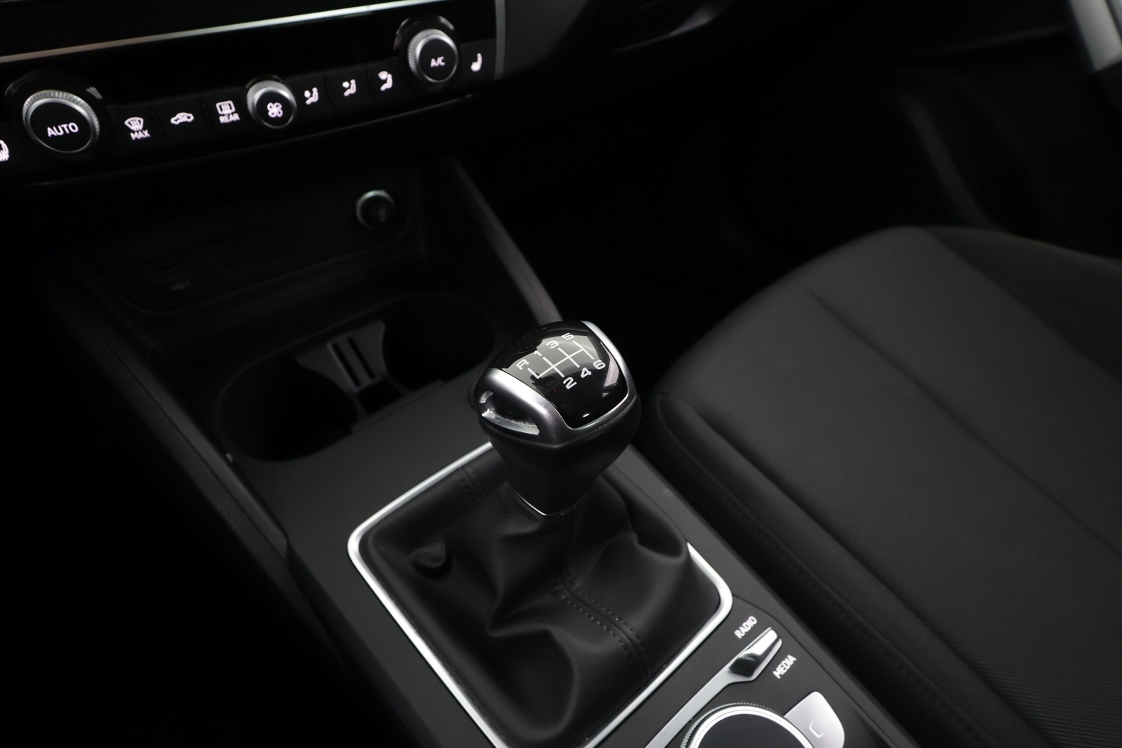 AUDI Q2 2023