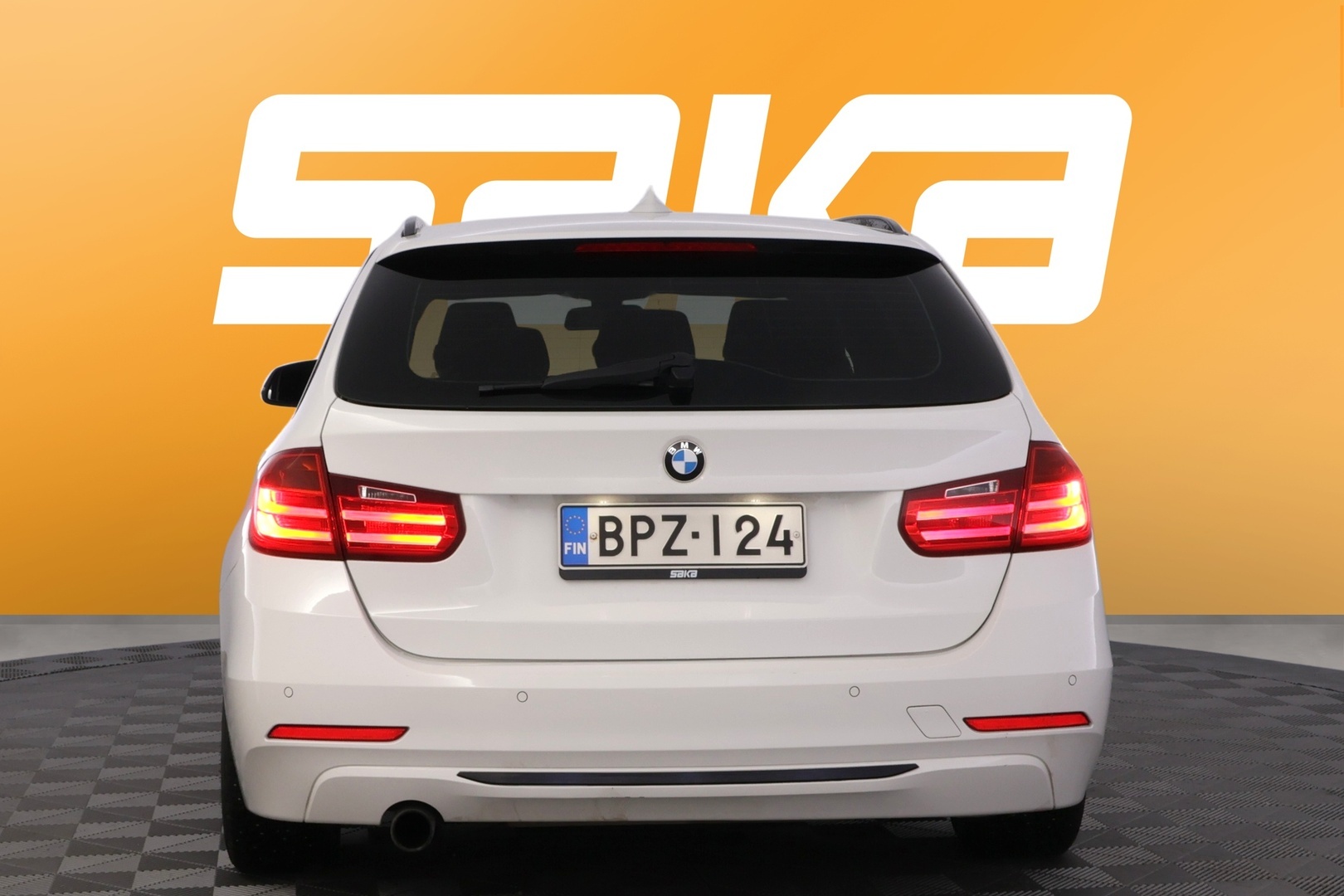 BMW 320 2013