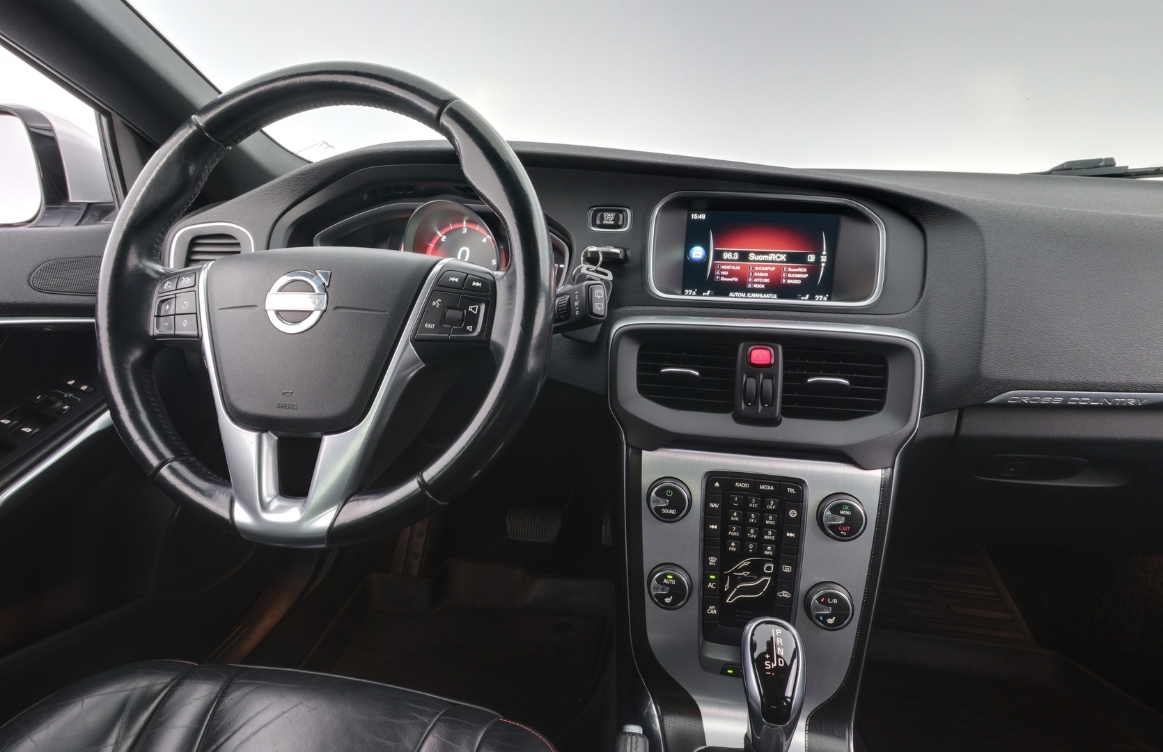 VOLVO V40 Cross Country 2015