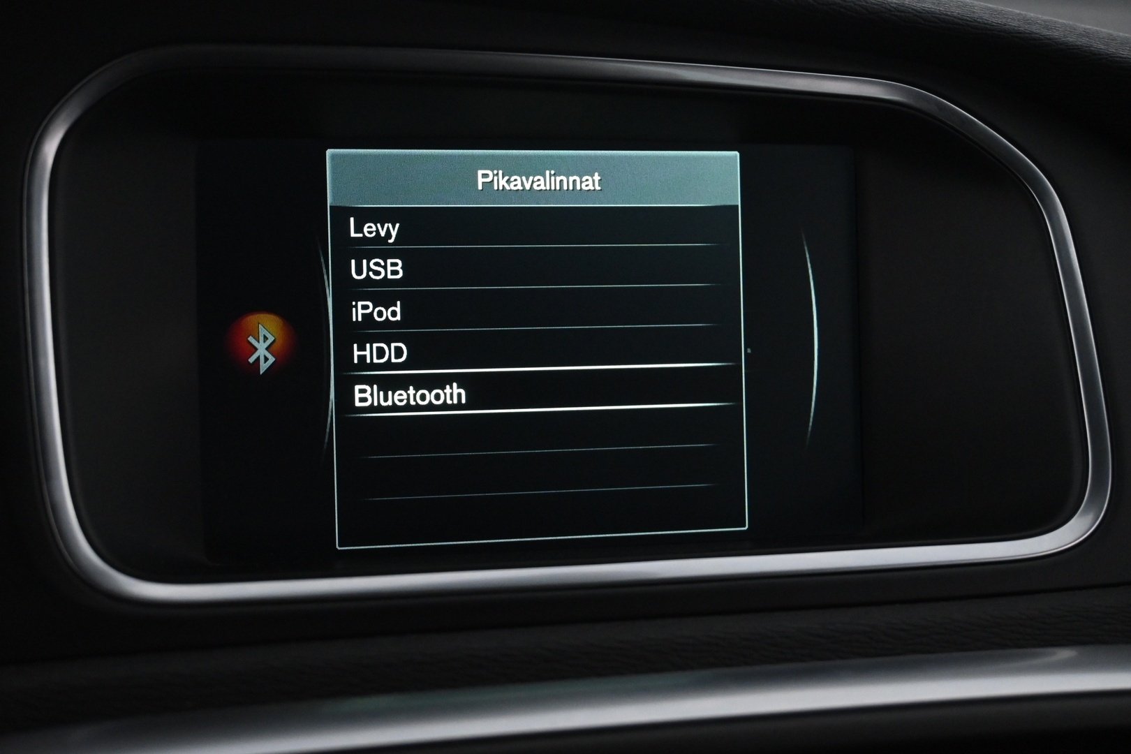 VOLVO V40 Cross Country 2015