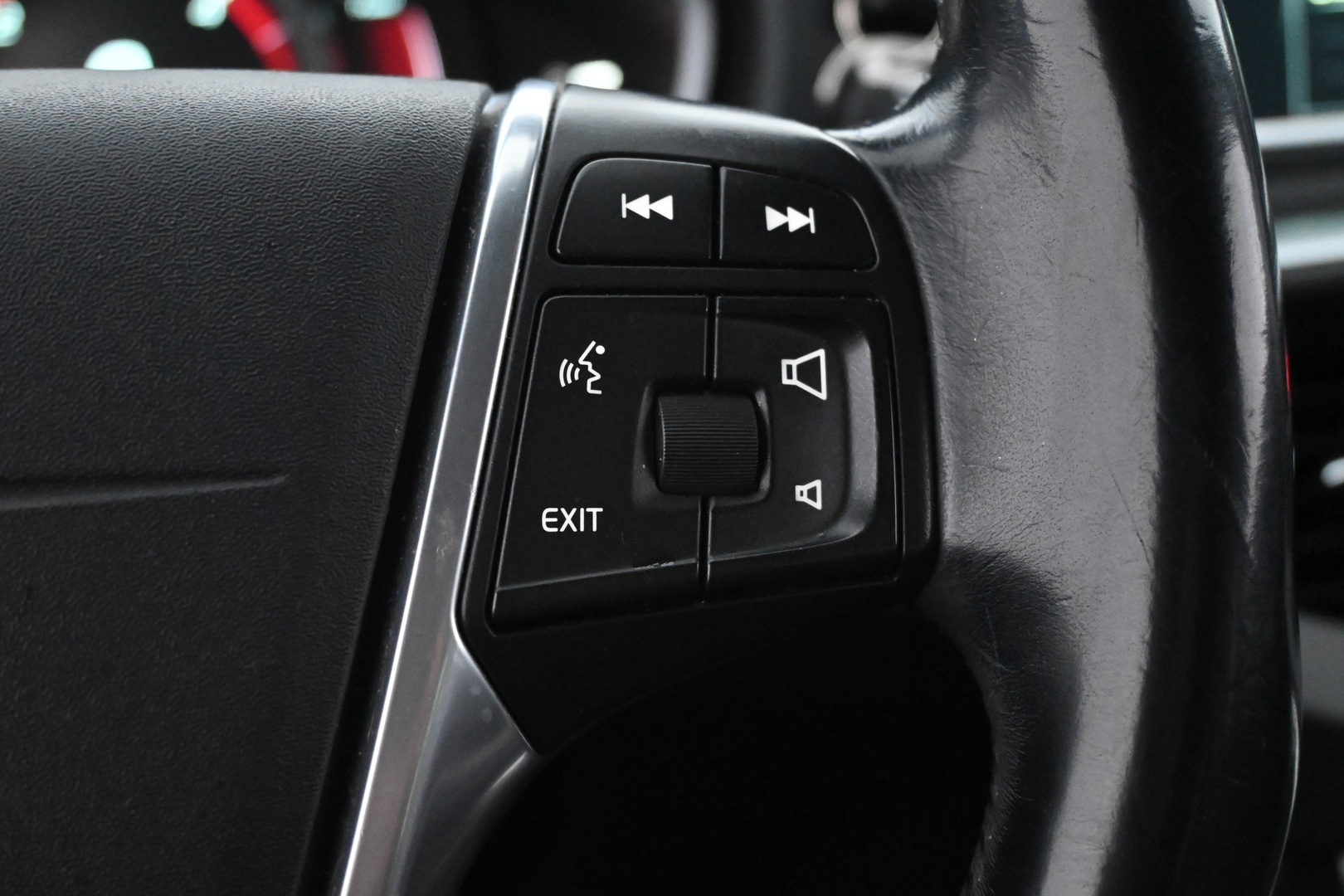 VOLVO V40 Cross Country 2015