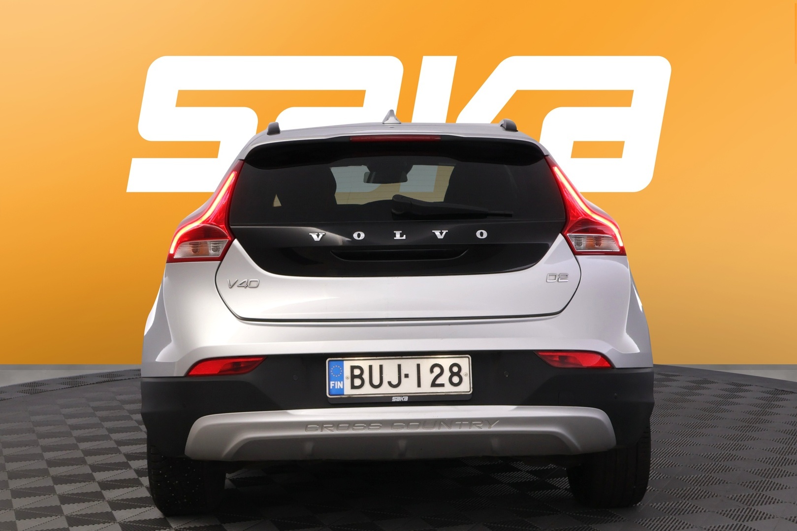 VOLVO V40 Cross Country 2015