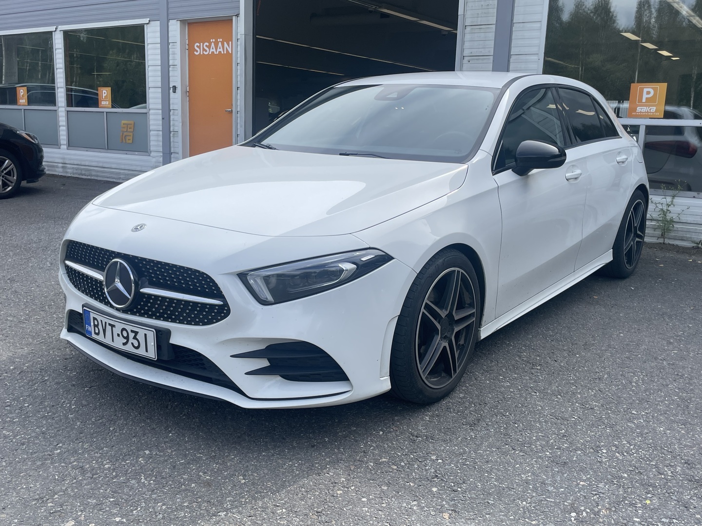 MERCEDES-BENZ A 2019