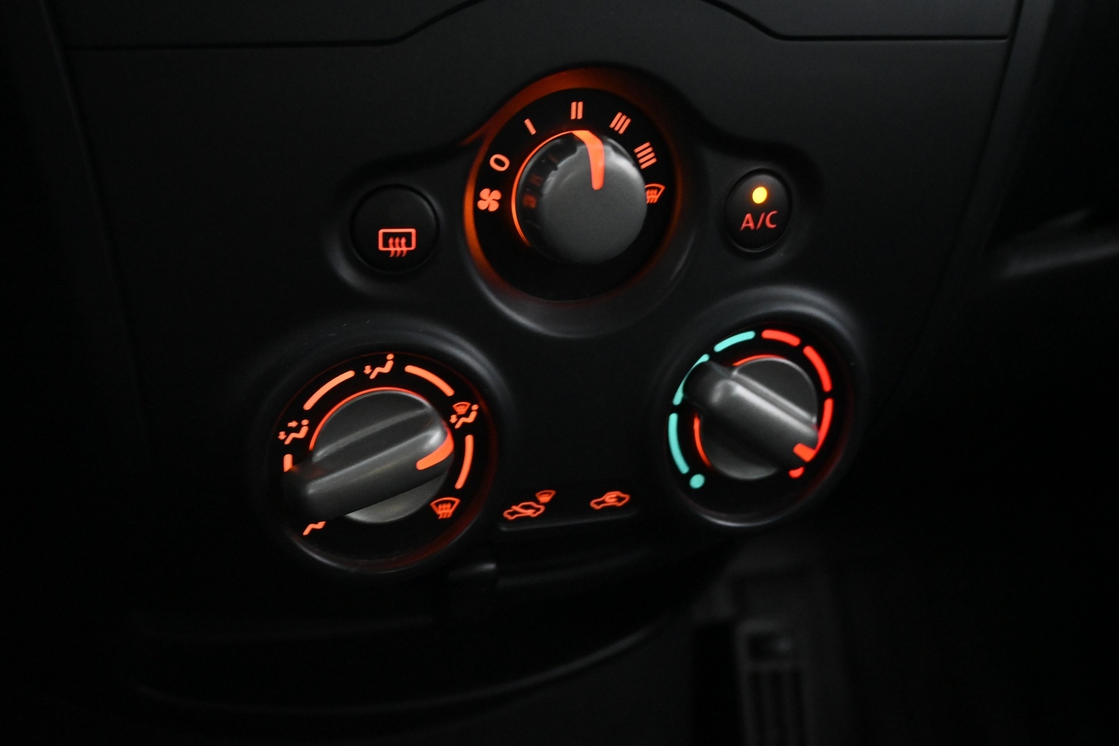 NISSAN Note 2017