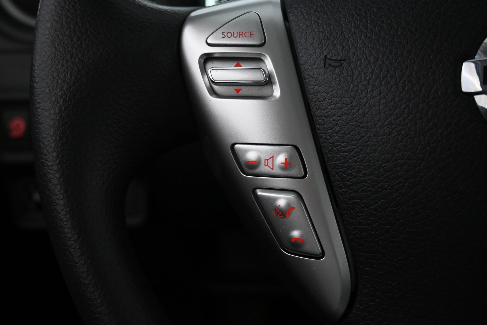 NISSAN Note 2017