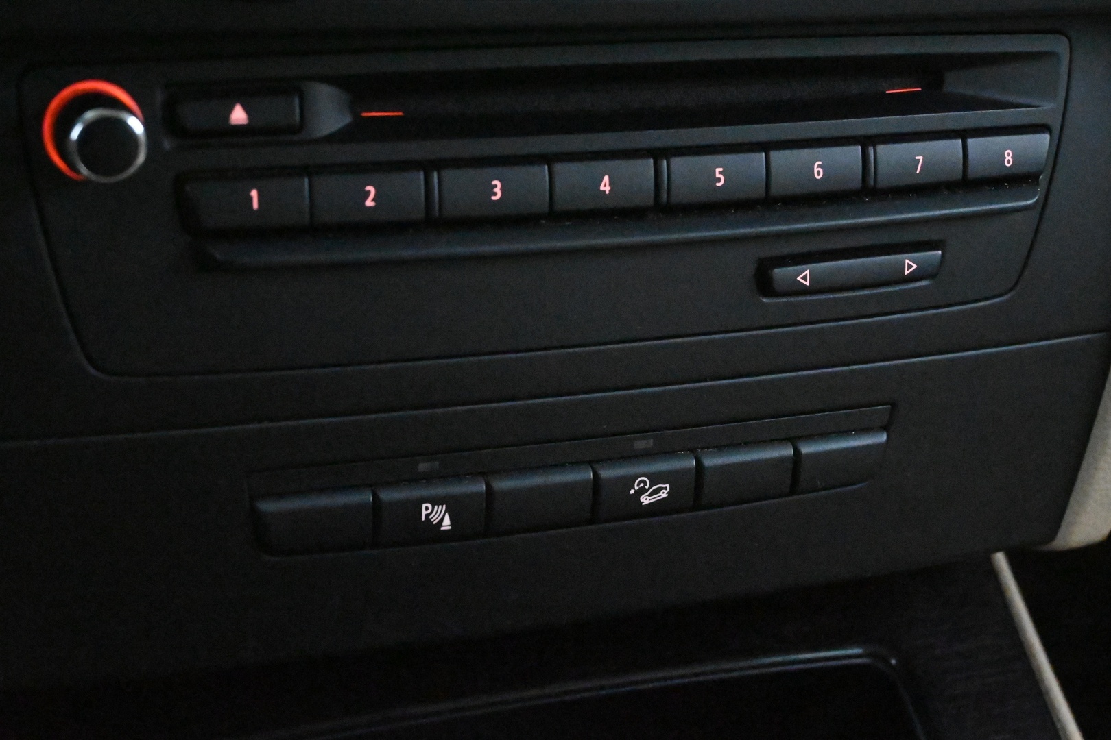 BMW 330 2011