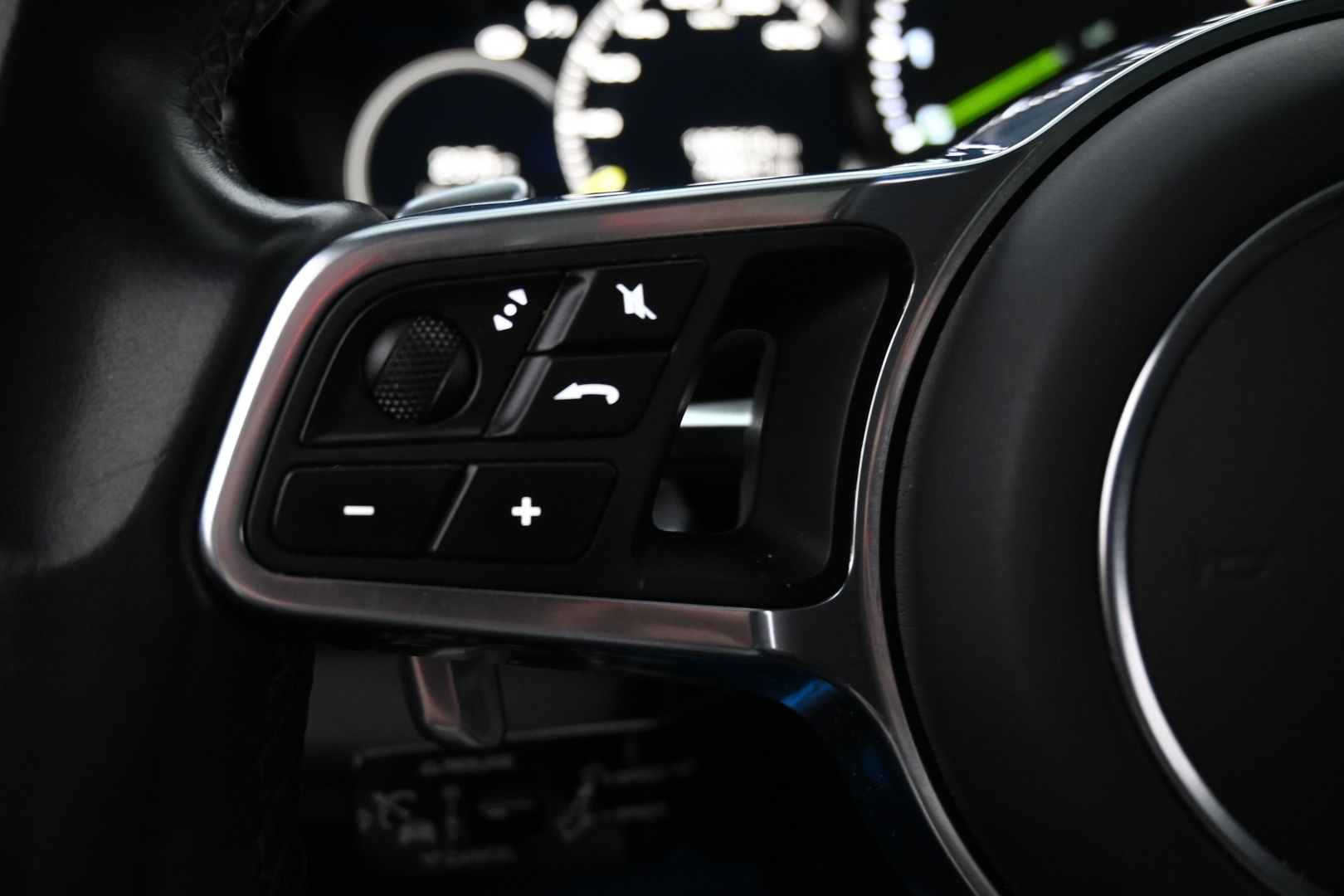 PORSCHE Panamera 2017