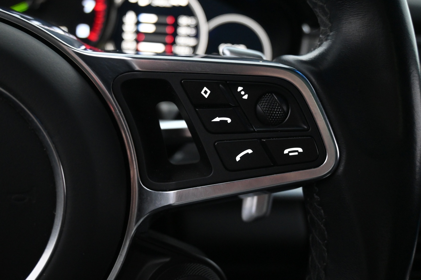 PORSCHE Panamera 2017
