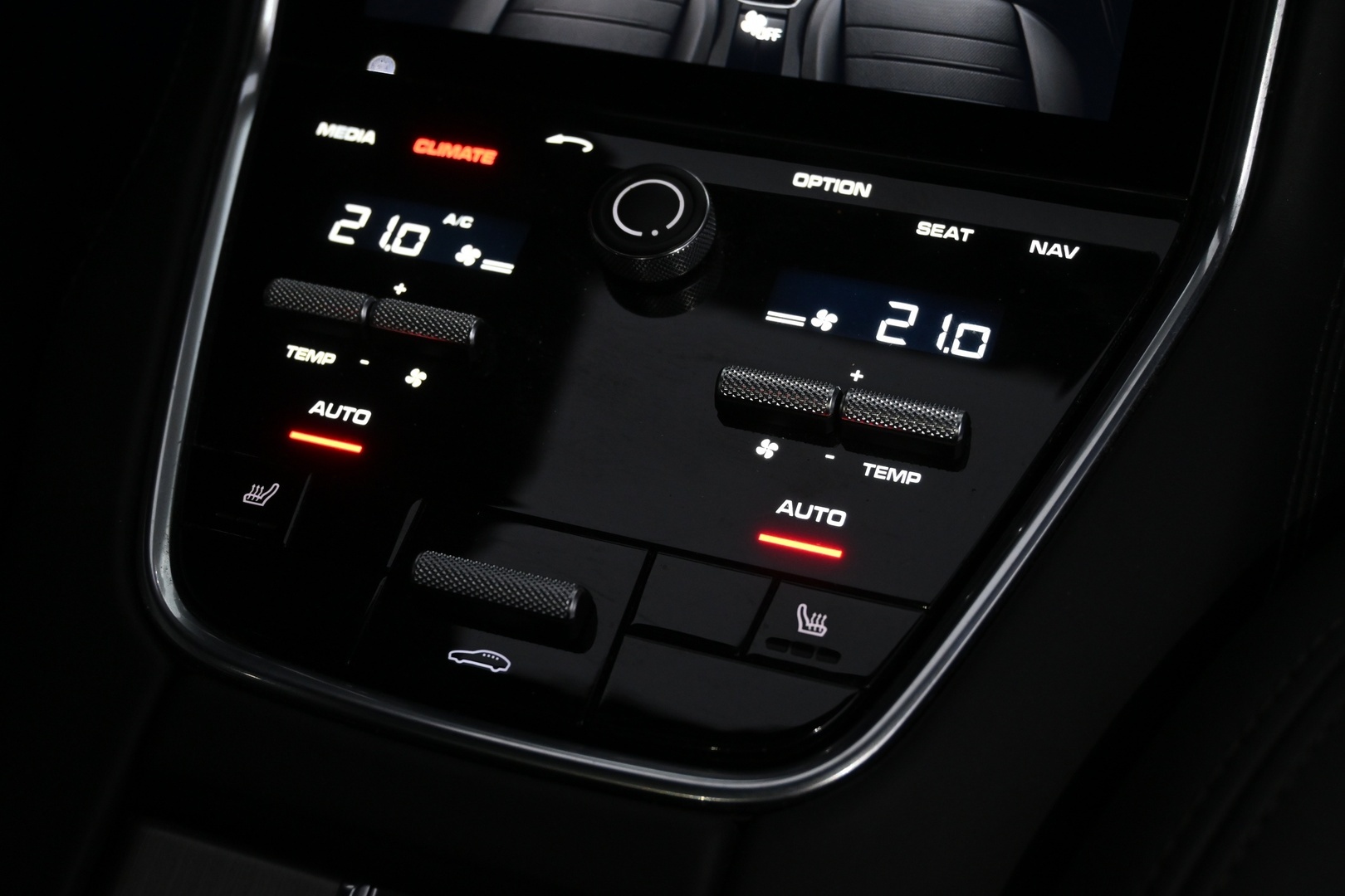 PORSCHE Panamera 2017