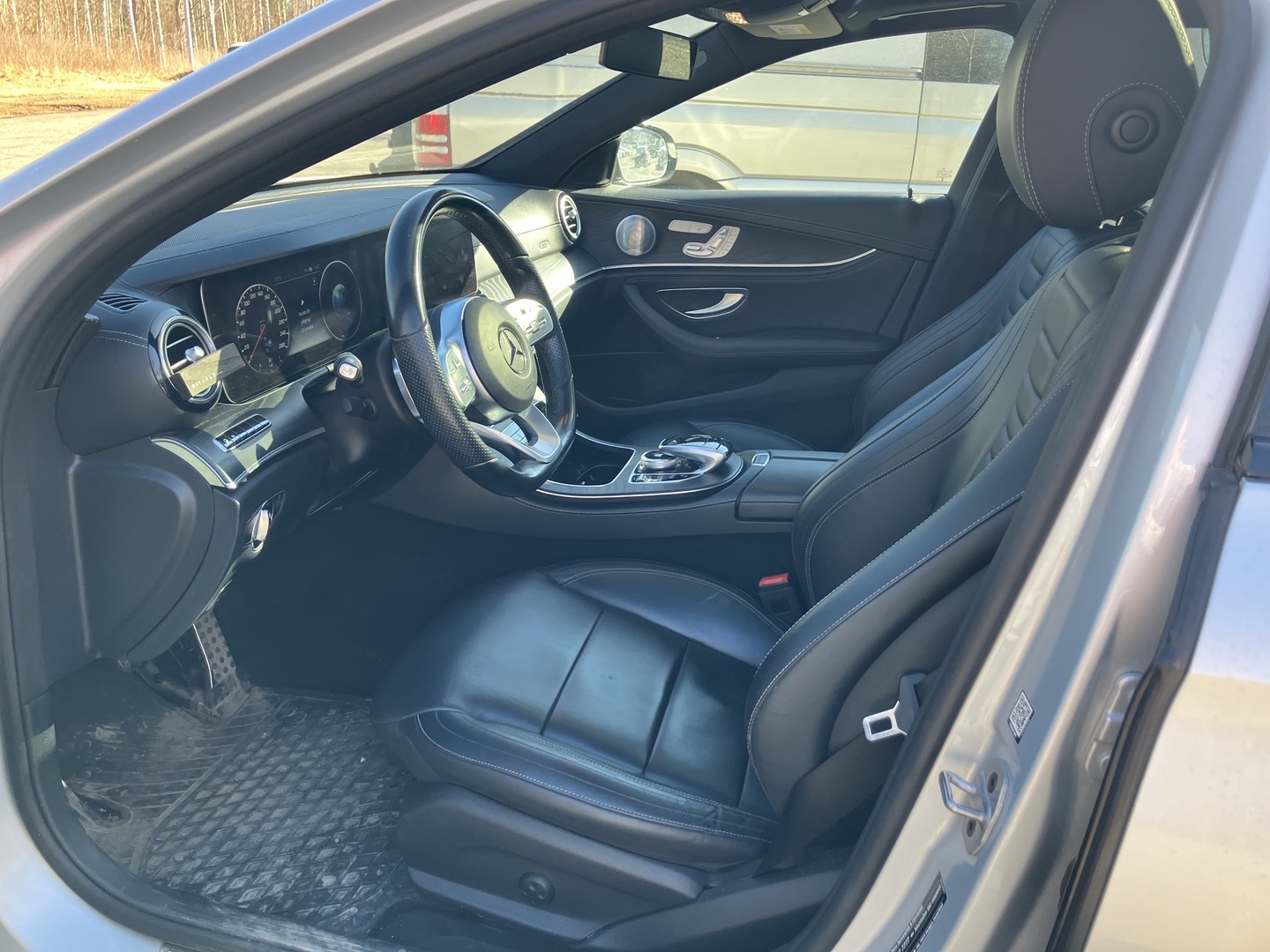 MERCEDES-BENZ E 2020