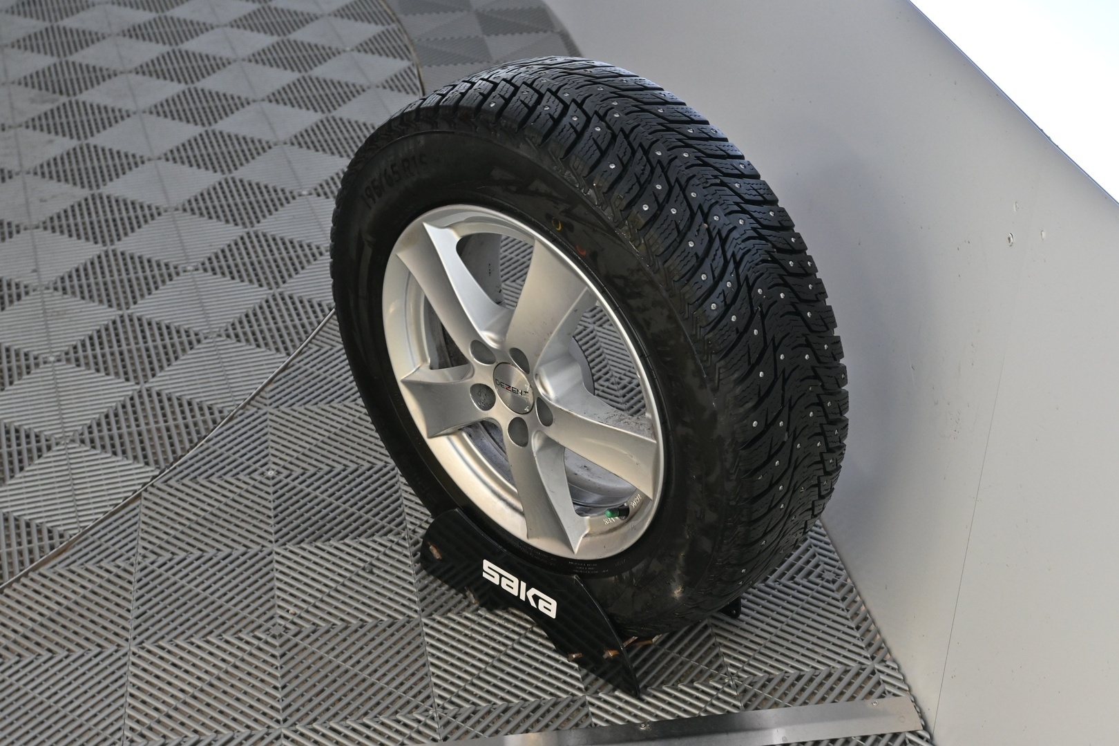 TOYOTA Urban Cruiser 2009