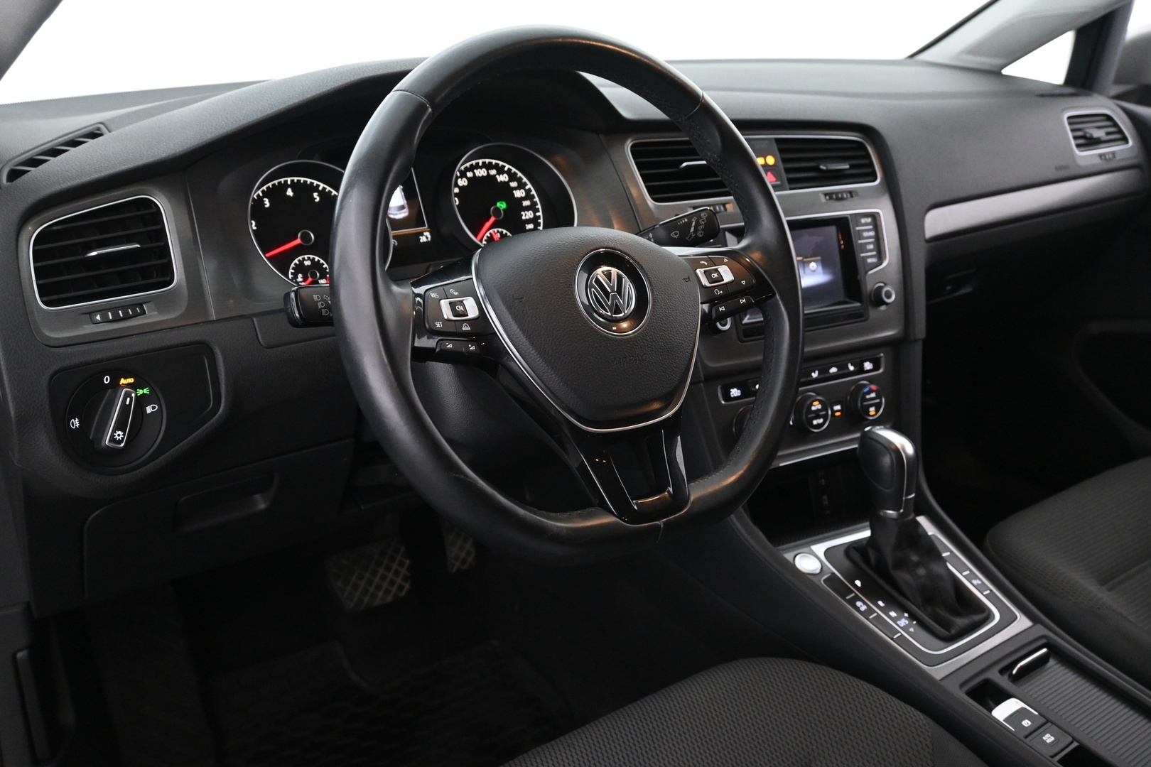 VOLKSWAGEN Golf 2013