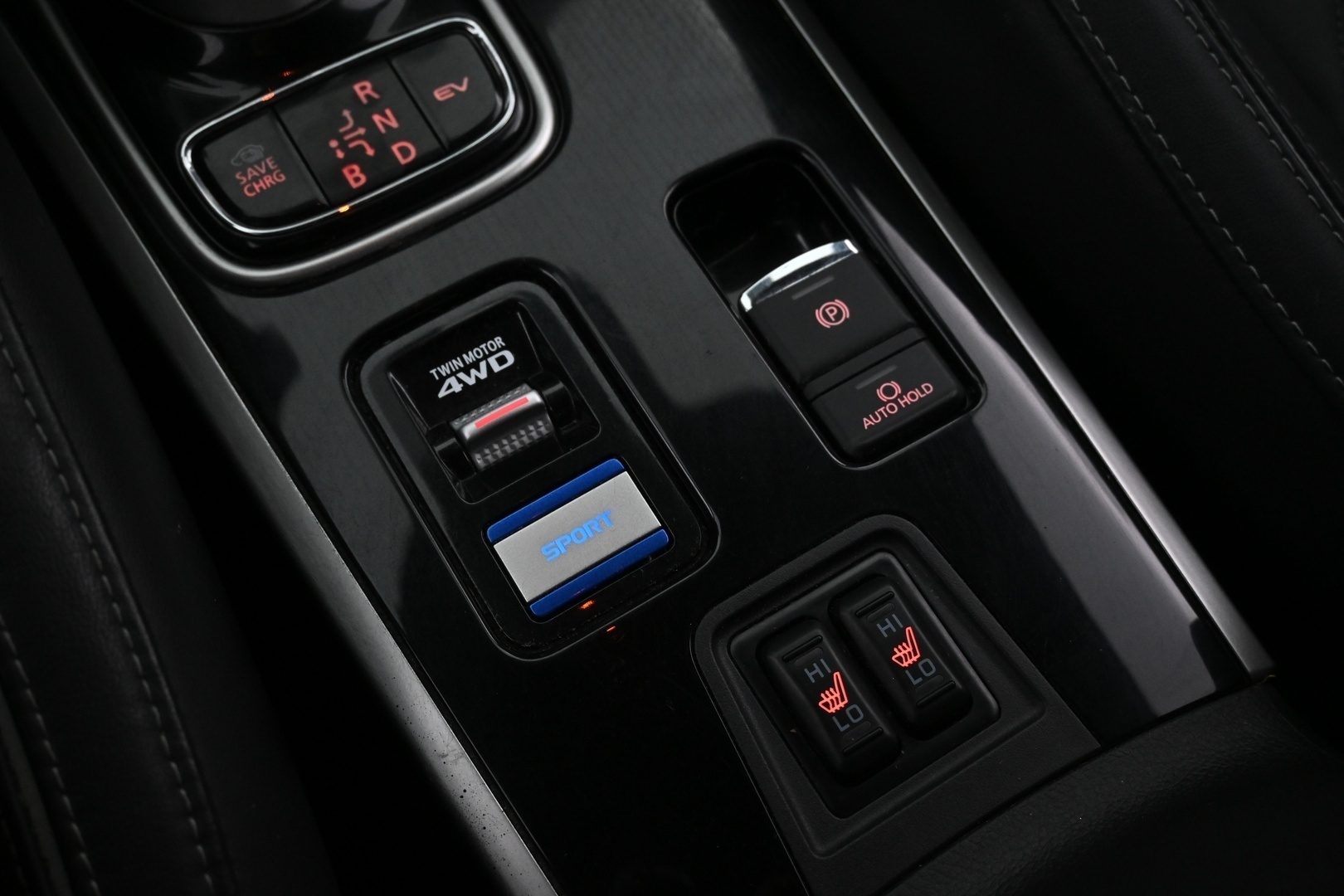 MITSUBISHI Outlander PHEV 2019