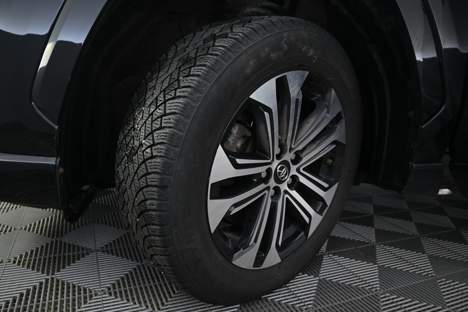 TOYOTA RAV4 Plug-in 2023