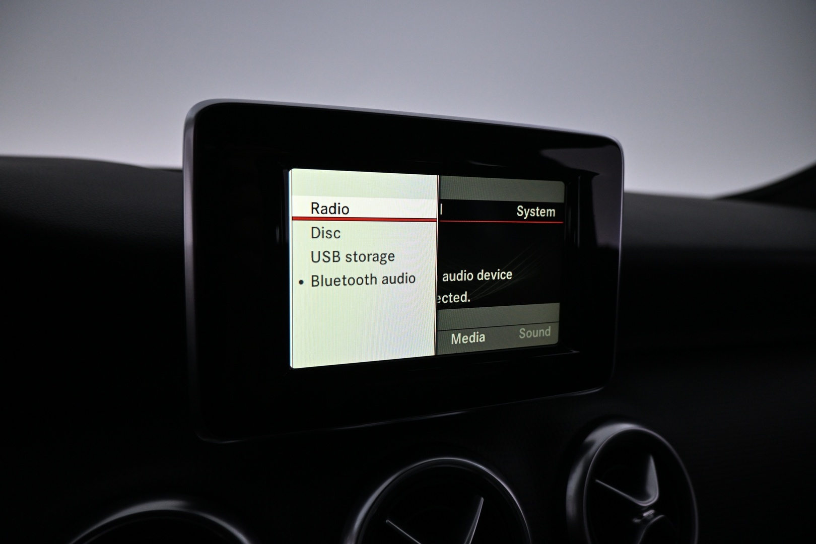 MERCEDES-BENZ A 2014