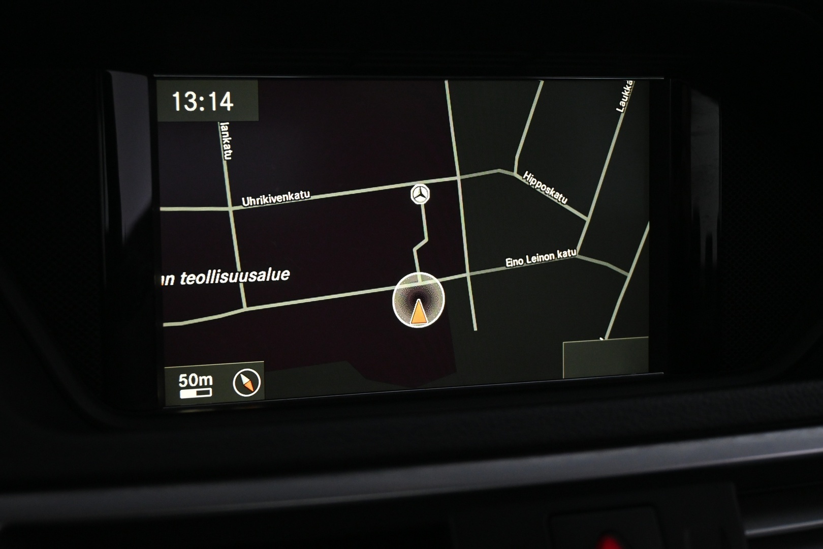 MERCEDES-BENZ E 2012