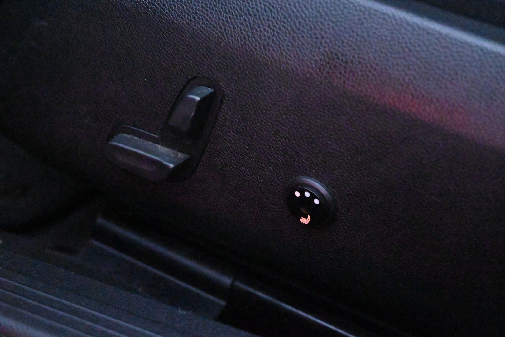 MERCEDES-BENZ E 2012