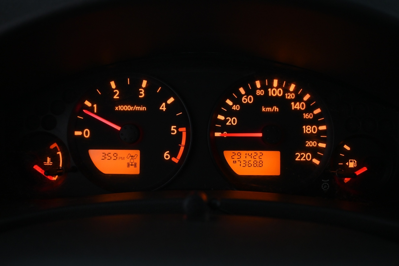 NISSAN Navara 2008