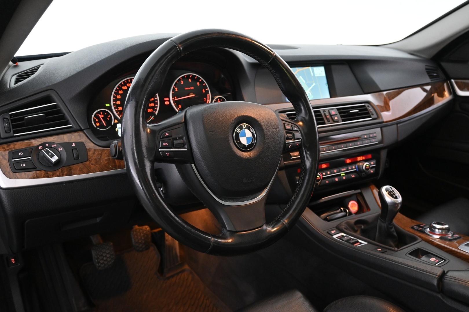 BMW 520 2012