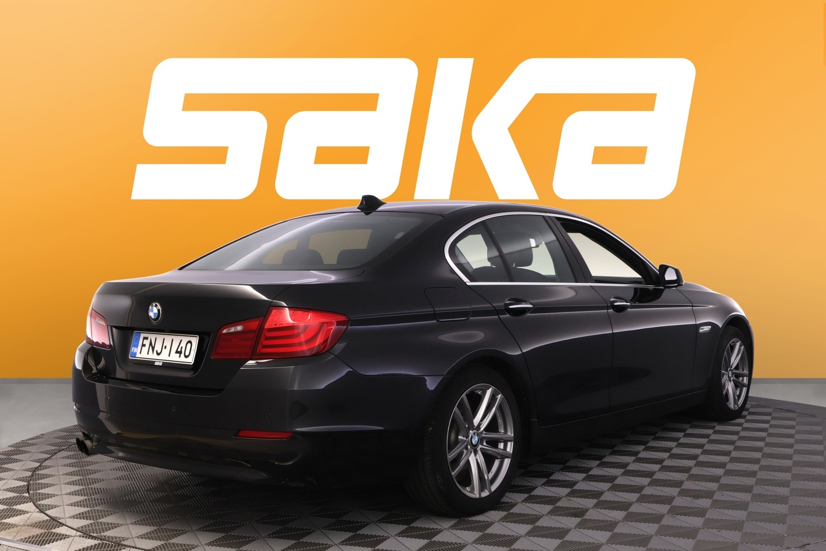 BMW 520 2012