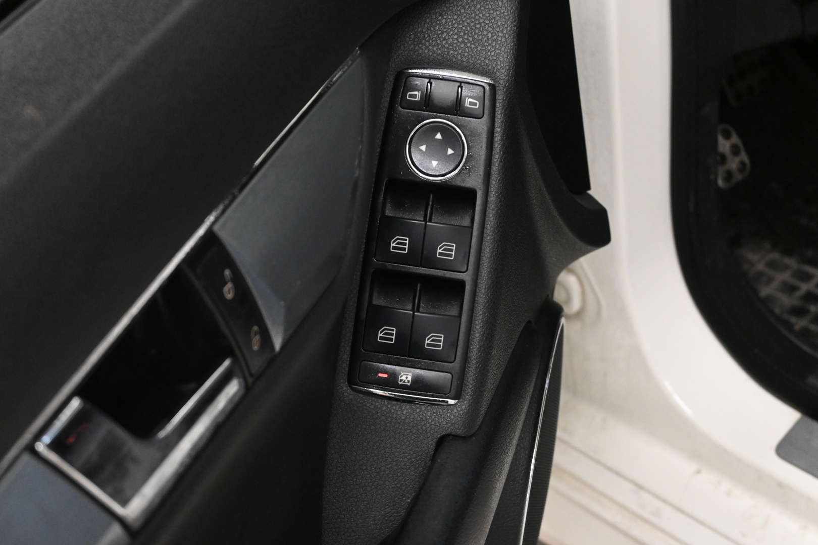 MERCEDES-BENZ C 2010