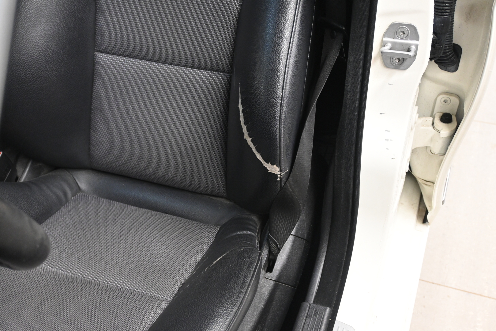 MERCEDES-BENZ C 2010