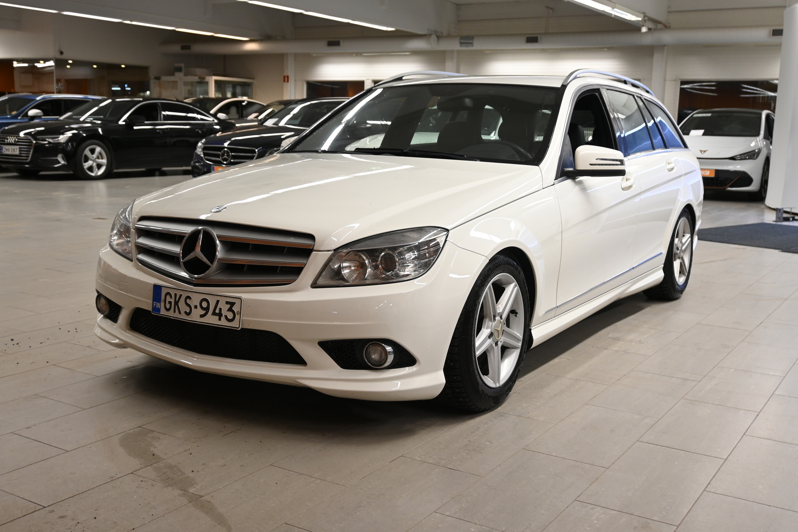MERCEDES-BENZ C 2010