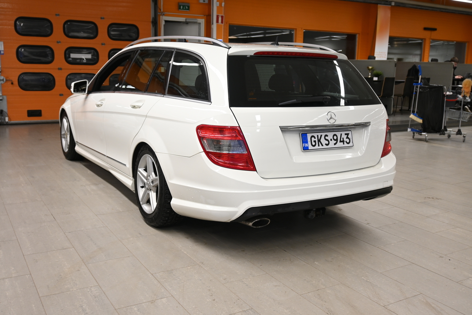 MERCEDES-BENZ C 2010