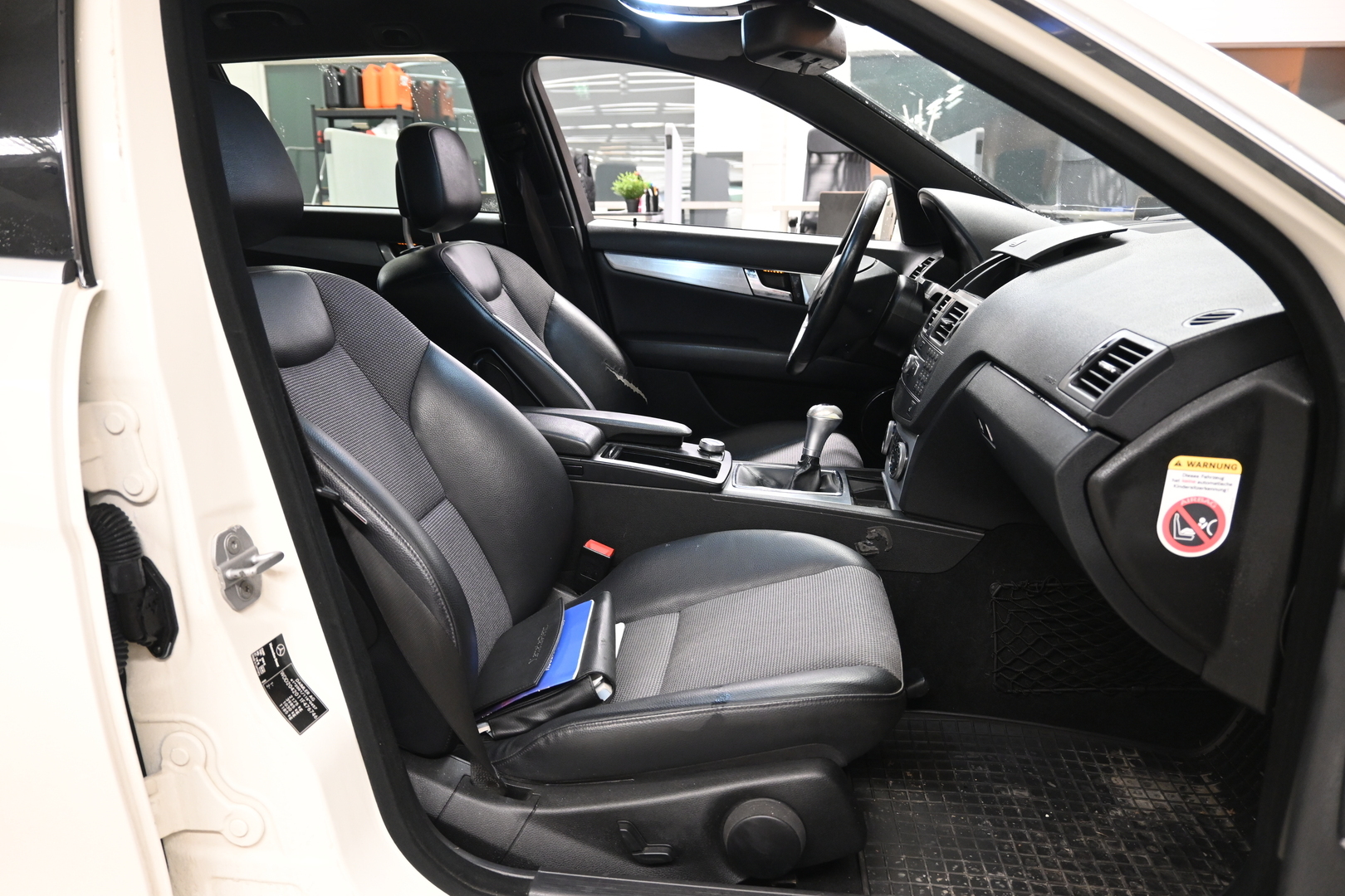 MERCEDES-BENZ C 2010