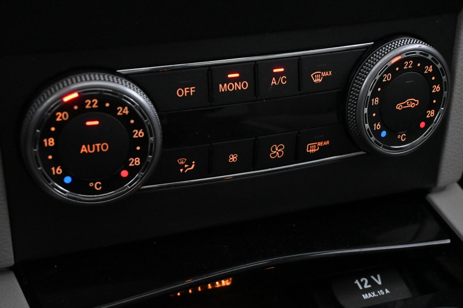 MERCEDES-BENZ GLK 2010