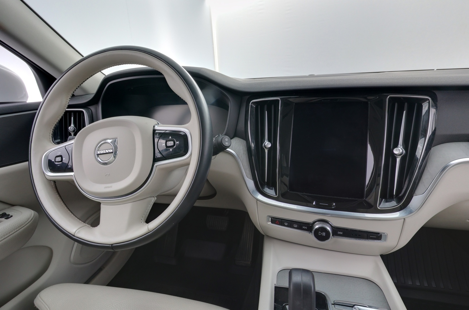 VOLVO V60 Cross Country 2022