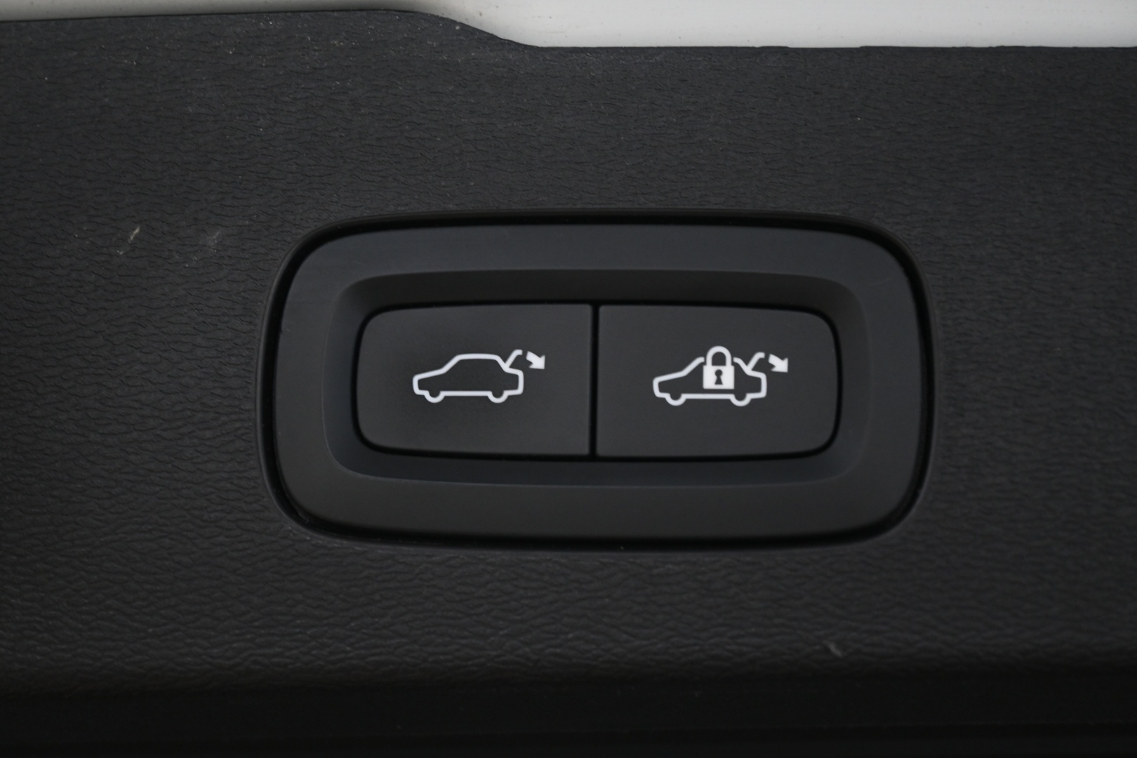 VOLVO V60 Cross Country 2022