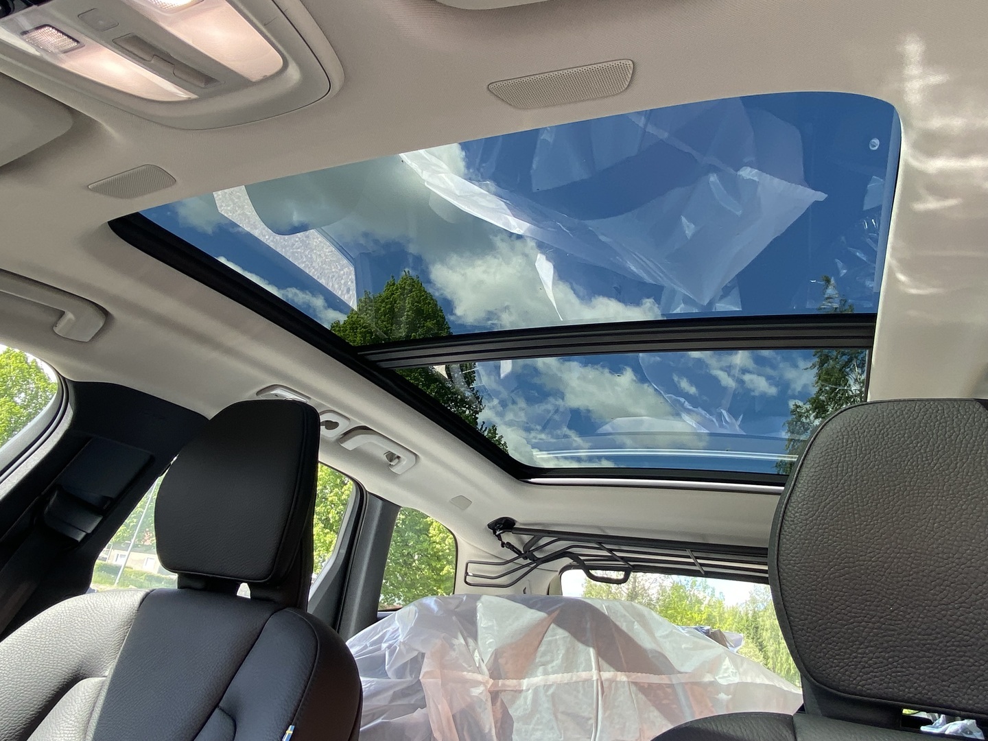 VOLVO XC60 2023
