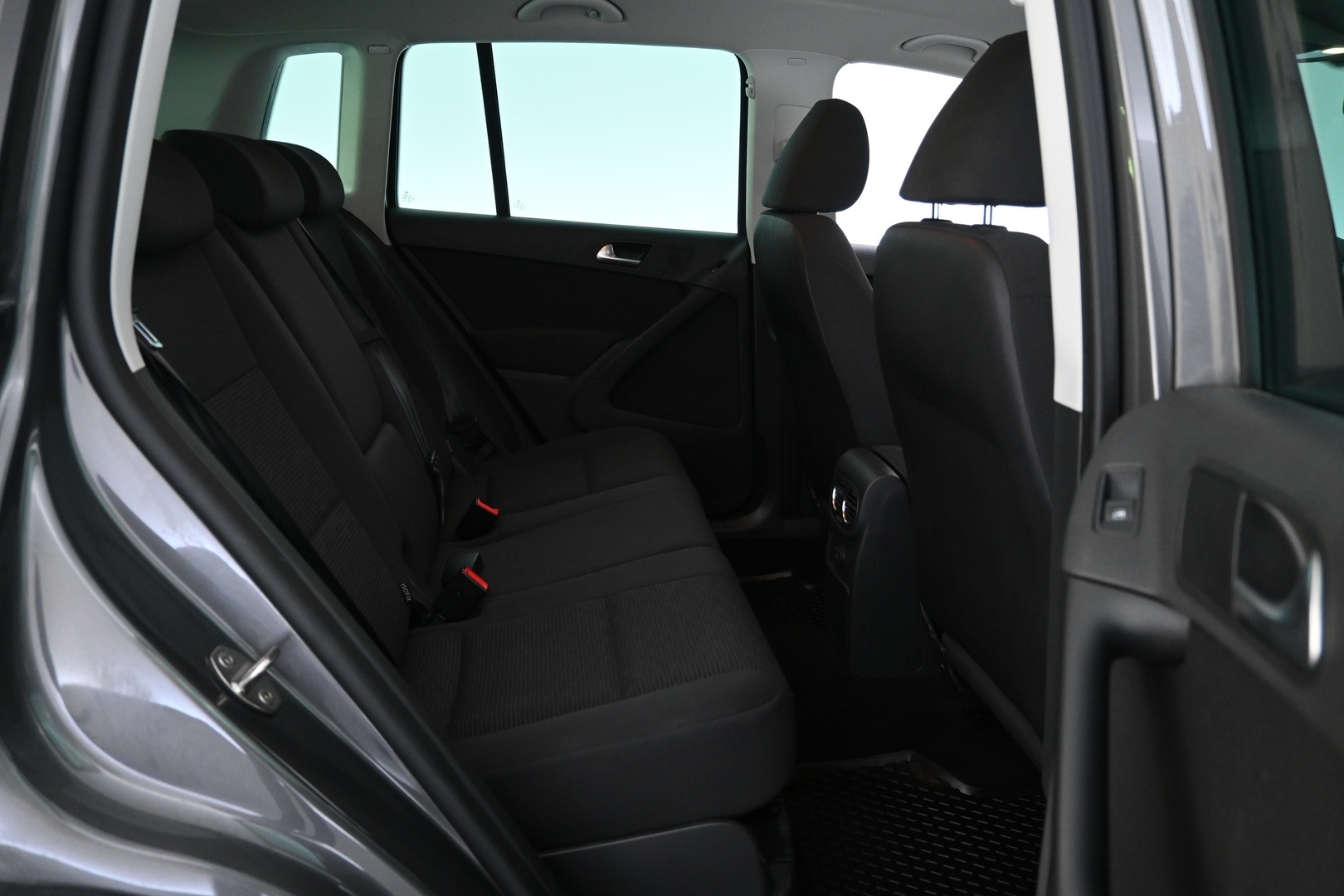 VOLKSWAGEN Tiguan 2016