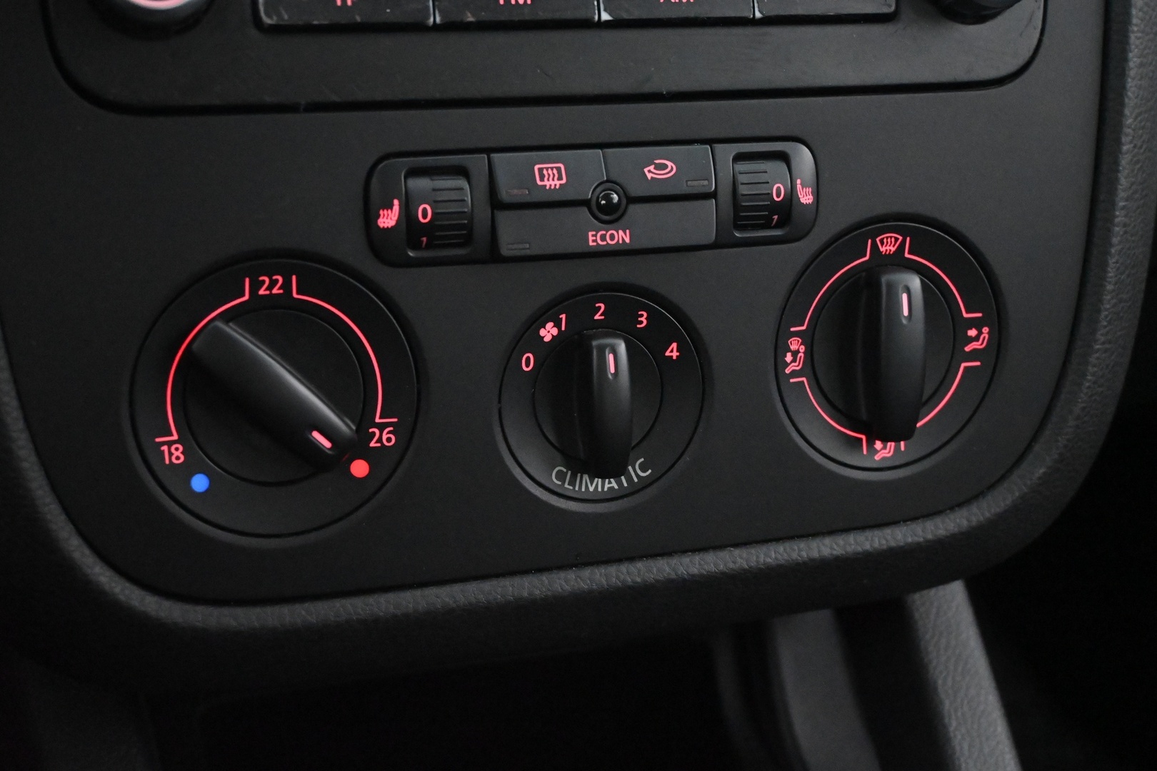 VOLKSWAGEN Golf 2007