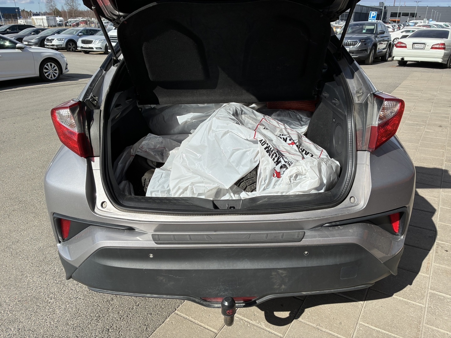 TOYOTA C-HR 2017